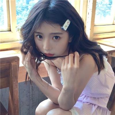 蒙面纱的男子